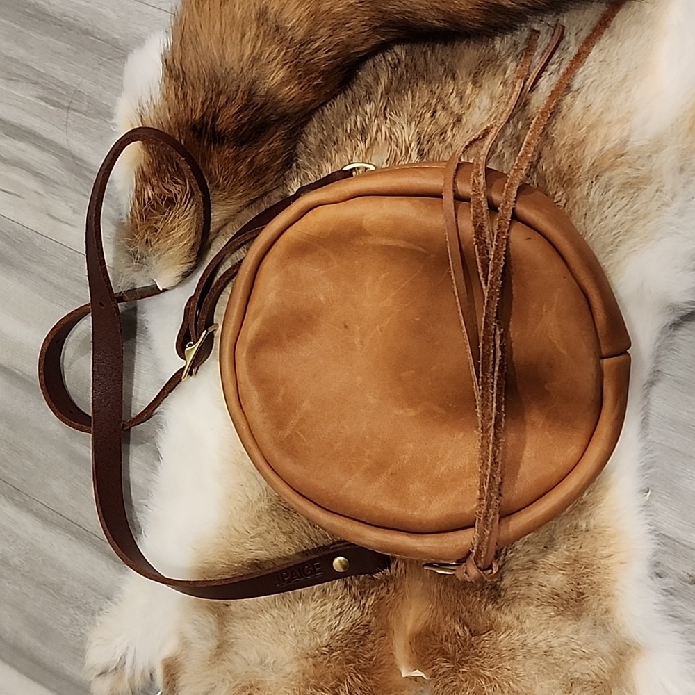 Leather round purse